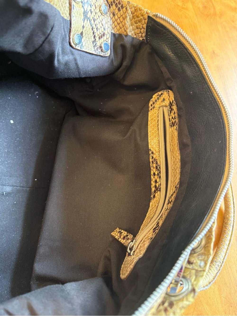 Authentic Python Vintage Menotti Bag - Picture 9 of 13